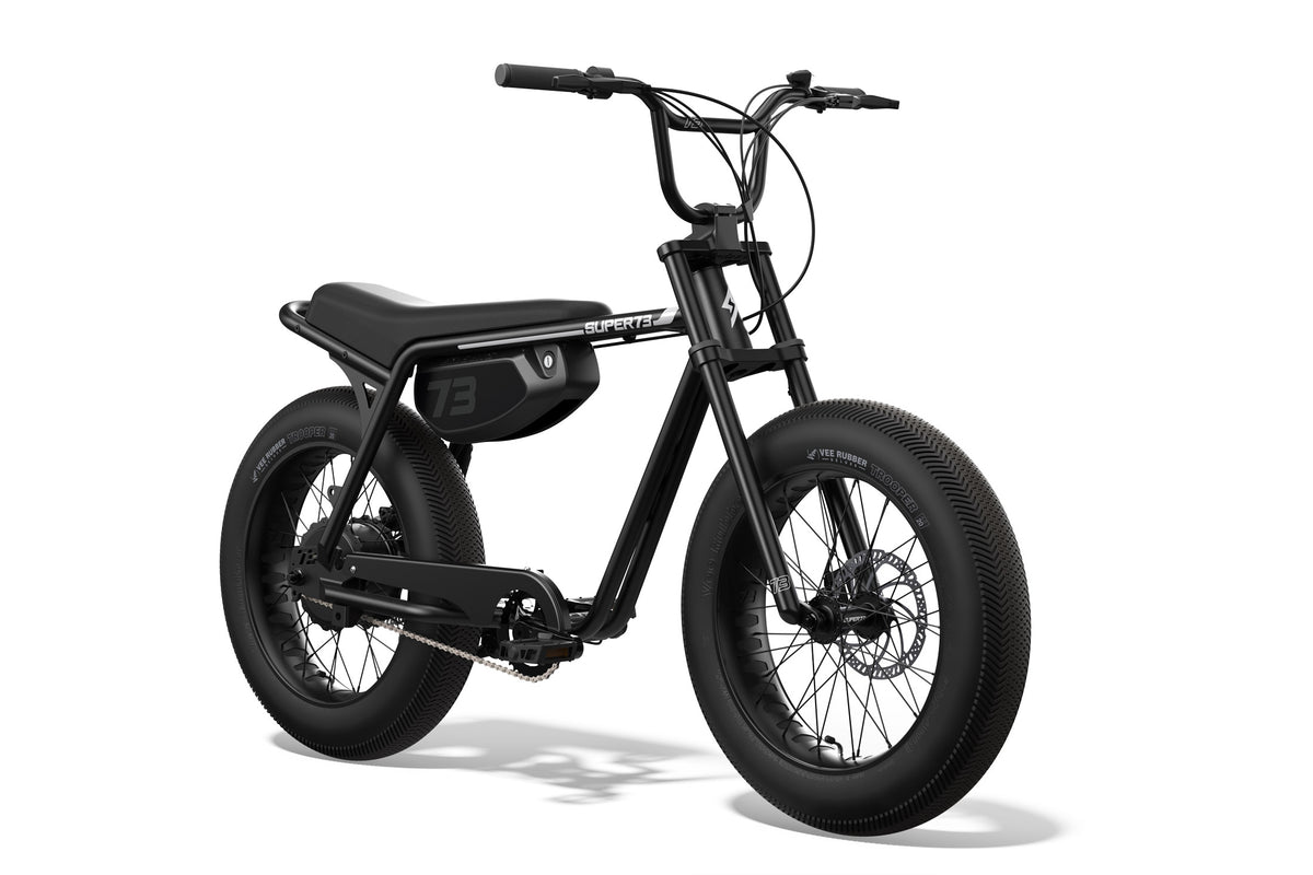 Front view of SUPER73-Z Miami in Obsidian. @color_obsidian